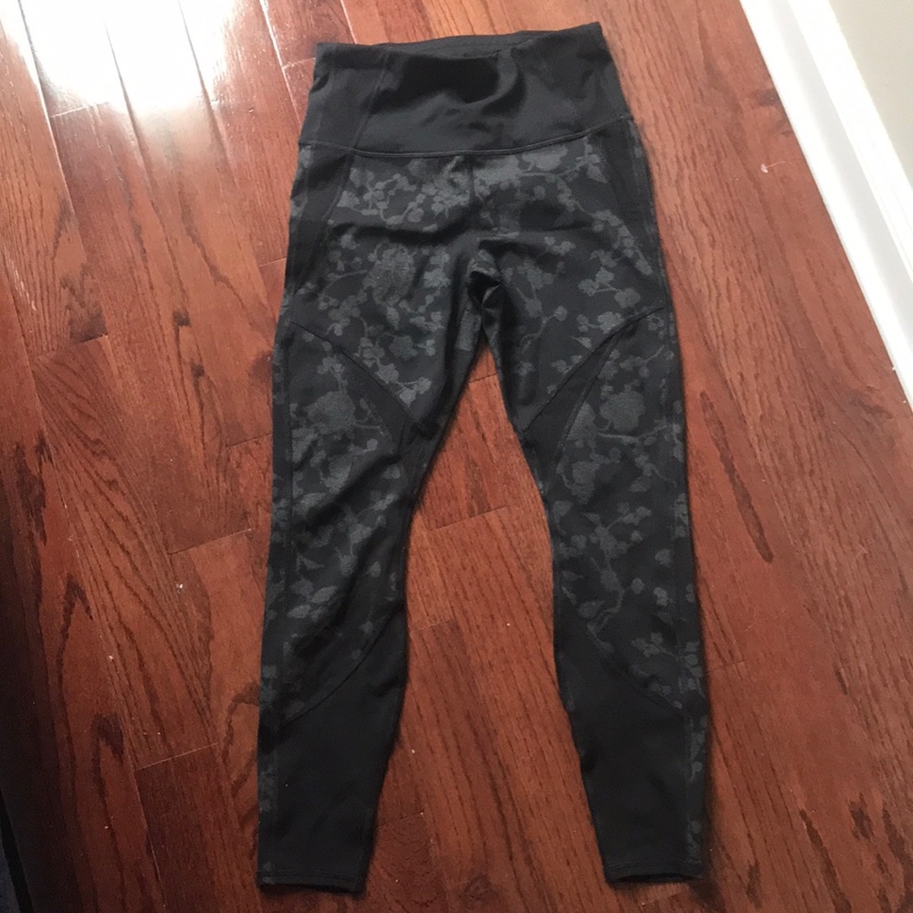 Athleta leggings